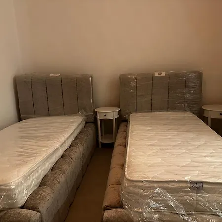 Lady Sunshine Apartment