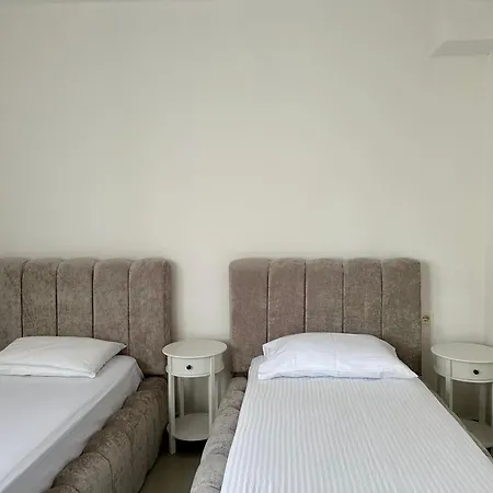 Lady Sunshine Apartament Tirana
